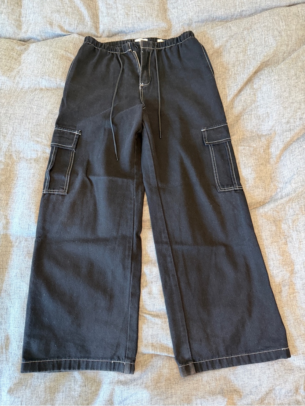 Forever 21 Black Wide-Leg Cargo Pants